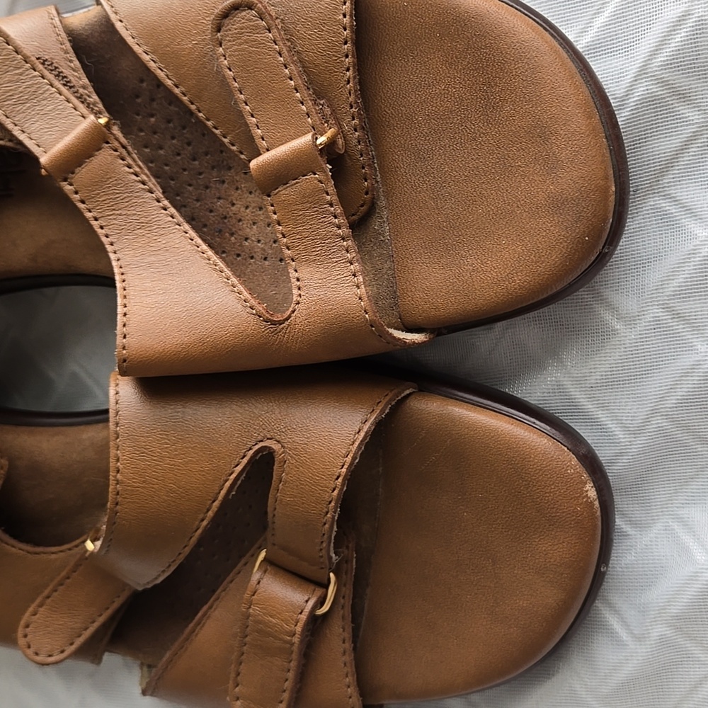 SAS Women's Tan Strappy Leather Hook-and-Loop Sandals - Picture 4 of 10